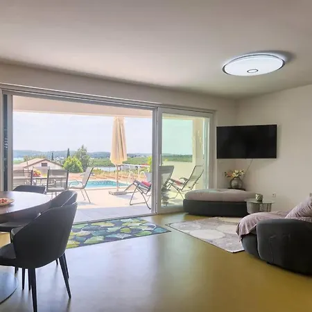 Villa Serenity